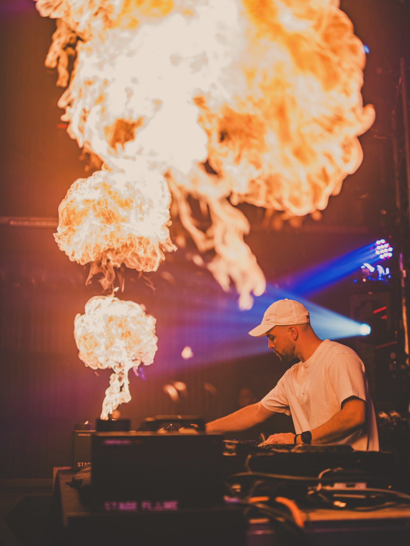 Antonio Enrique DJ performance